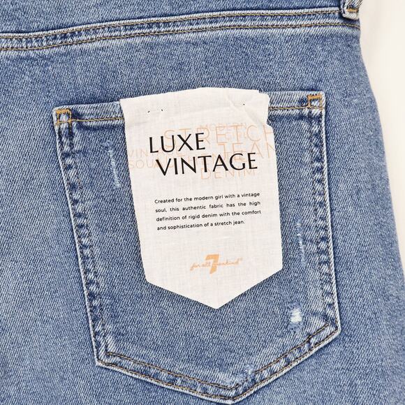 NWT 7 For All Mankind Luxe Vintage Raw Hem Denim Short Medium Wash Blue 32 - Picture 4 of 7